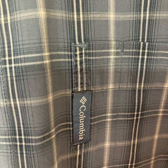 Columbia Blue Casual Button Down Shirt - Picture 4 of 8